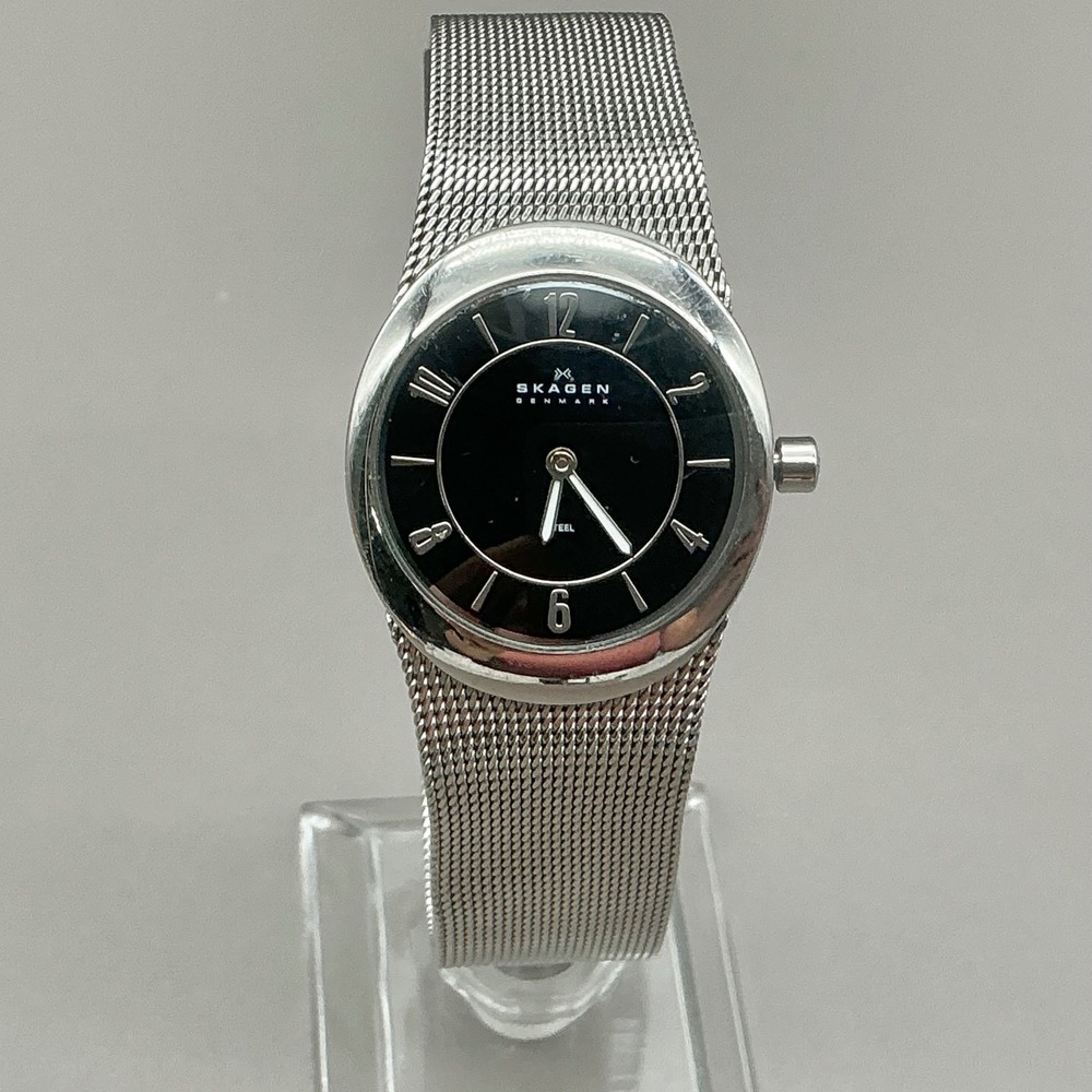 Skagen Watch Women's 0564XSSB Silver Mesh Black Dial 34mm Quartz NEW BATTERY